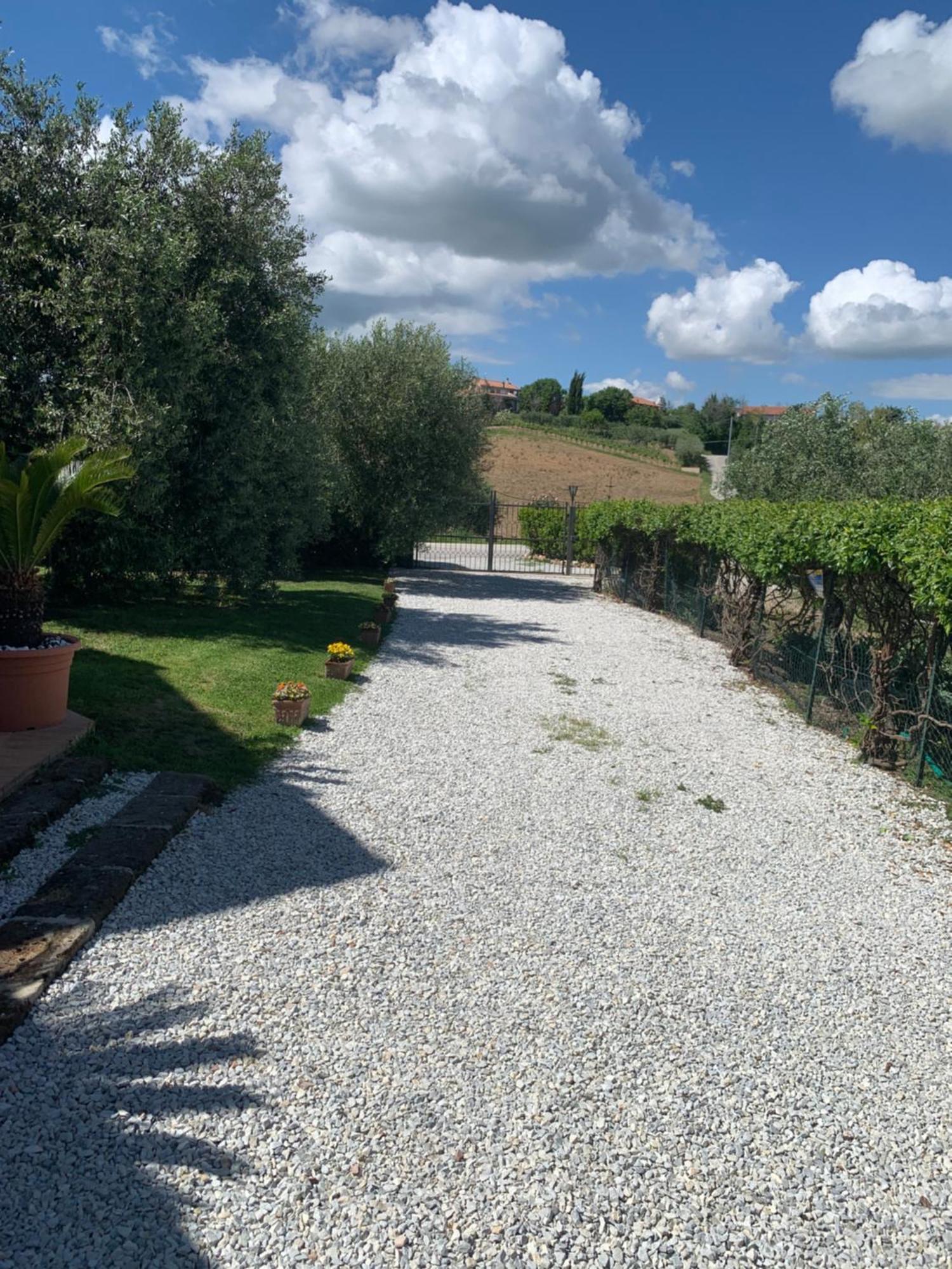 Agriturismo Cerquatonda Montalto delle Marche 外观 照片