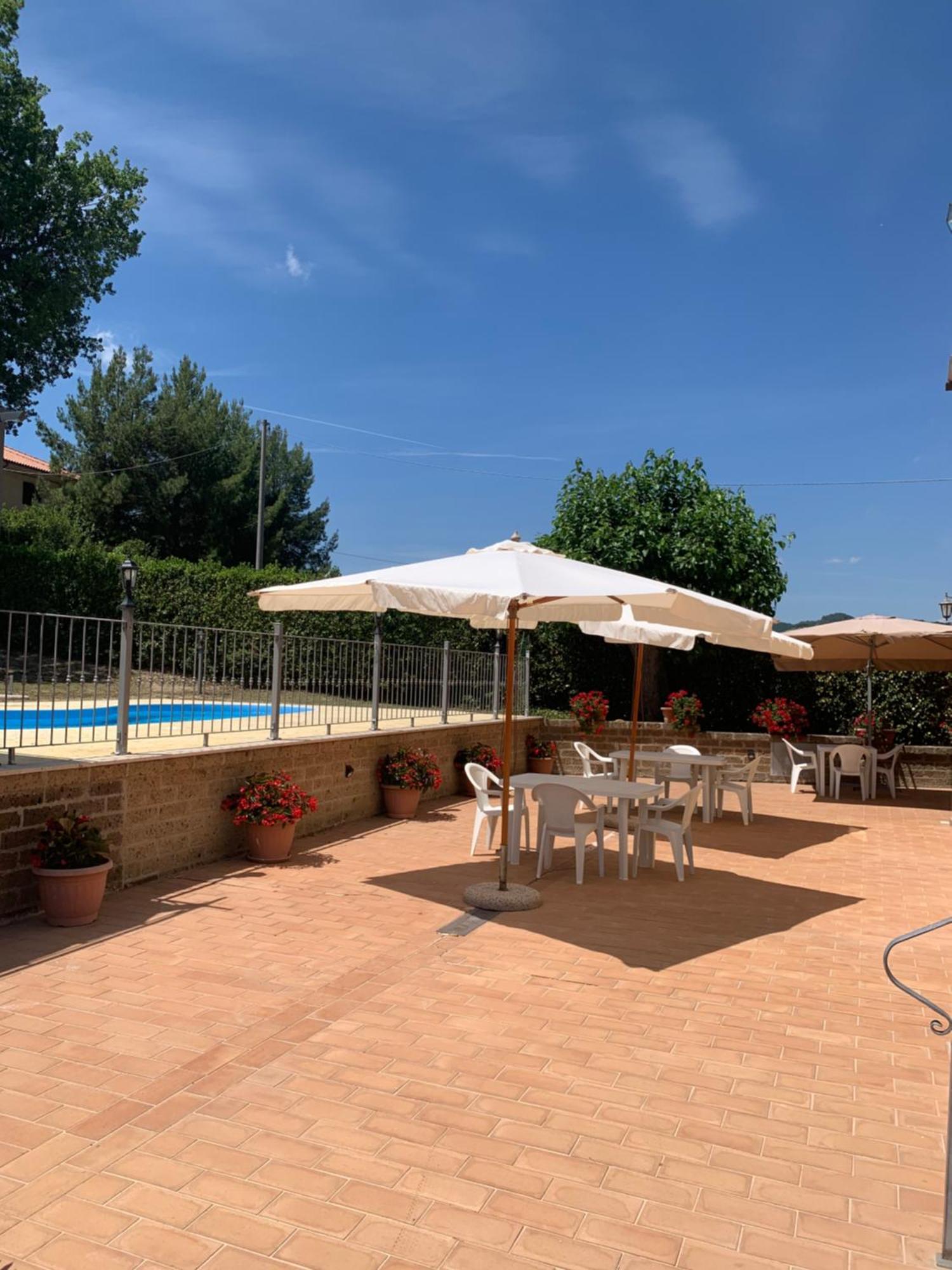Agriturismo Cerquatonda Montalto delle Marche 外观 照片